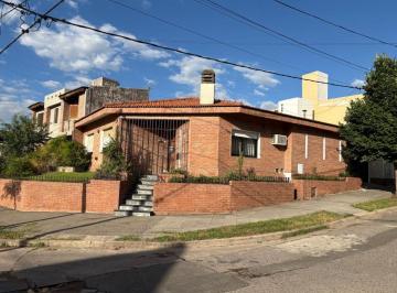 Casa de 5 ambientes, Córdoba · Vendo Casa B° San Salvador 3 Dorm. Apta Crédito