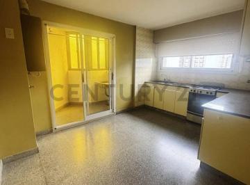 Departamento · 90m² · 4 Ambientes · 1 Cochera · Departamento de 3 Dorm. con Cochera en Venta en La Plata