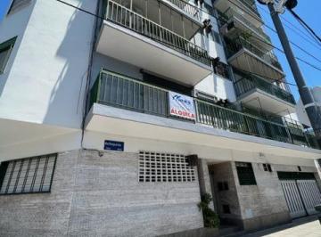 Departamento · 65m² · 3 Ambientes · 1 Cochera · Departamento - Floresta