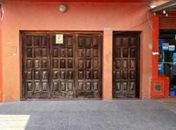 Casa de 4 ambientes, La Plata · Venta de Casa y 2 Locales en Calle 122 Entre 83 y 84