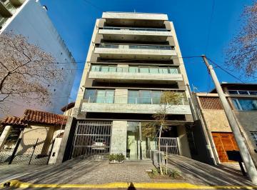 Departamento · 105m² · 4 Ambientes · 1 Cochera · Departamento en Guemes