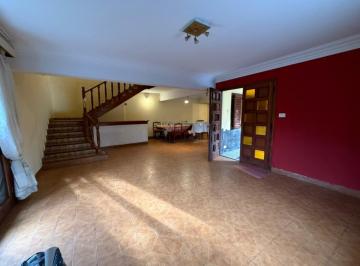 Casa · 231m² · 7 Ambientes · 1 Cochera · Casa 5 Ambientes en Venta Estacion Norte