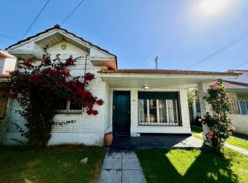 Casa · 130m² · 3 Ambientes · 1 Cochera · Casa en Venta en Colinas de Peralta Ramos