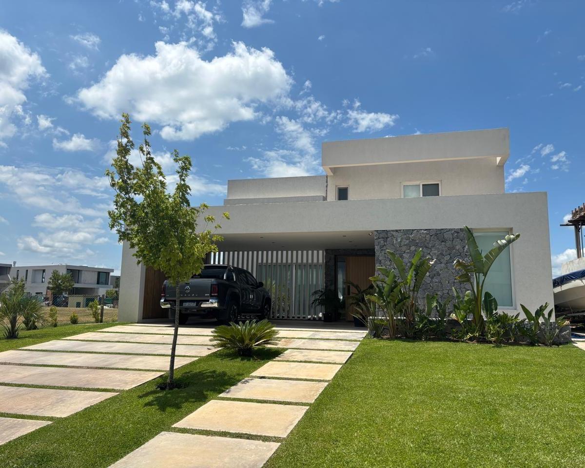 Costas, Puertos del Lago 0