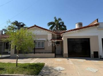 Casa · 100m² · 3 Ambientes · 1 Cochera · Casa en Venta en Haedo