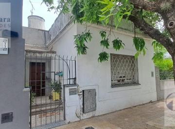 PH · 75m² · 4 Ambientes · PH 4 Ambientes a Reciclar en Venta Apto Credito en Hurlingham