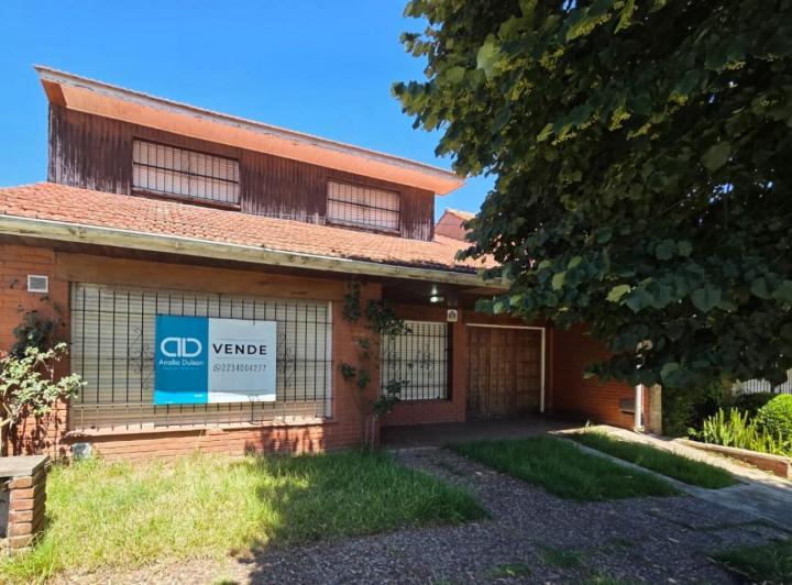 Casa · 130m² · 5 Ambientes