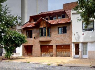 PH · 86m² · 4 Ambientes · 1 Cochera · 58 16 y 17 - PH de 3 Dorm. con Cochera