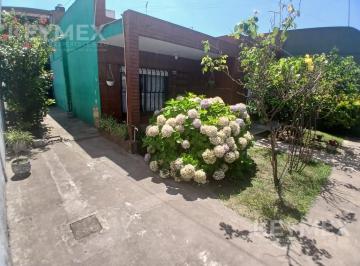 Casa · 190m² · 4 Ambientes · Casa en Venta Gregorio de Laferrere Oportunidad