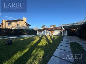Casa · 155m² · 3 Ambientes · Casa en Mapuche Country Club, Pilar