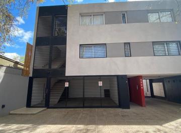Departamento · 95m² · 5 Ambientes · Vende Duplex Carrodilla - Apto Crédito Hipotecario