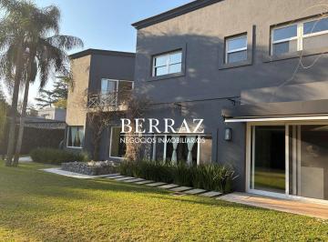 Casa · 426m² · 5 Ambientes · 6 Cocheras · Casa Venta 3 Dorm. Barrio Villa Bertha Lote de 1664 m² Benavidez Tigre