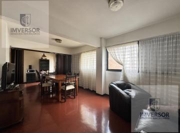 Departamento · 90m² · 5 Ambientes · Departamento de 3 Dorm. en Barrio Martin