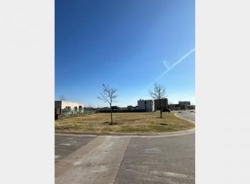 Terreno · 800m² · Lote en Venta en Pilar