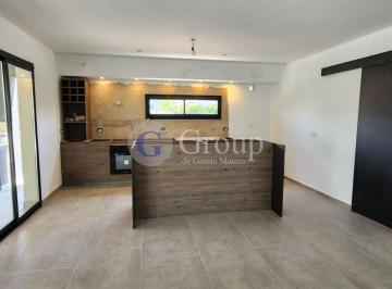 Casa · 156m² · 5 Ambientes · 1 Cochera · Casa en Venta en Santa Emilia, Pilar del Este