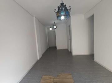 Departamento de 3 ambientes, Avellaneda · Alquiler Depto 3 Amb Amplios con Balcón y Escritorio. 25 de Mayo N° 129, Avellaneda.
