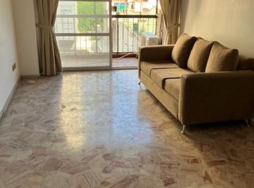 Departamento de 3 ambientes, Barracas · 3 Ambientes Al Contrafrente con Balcón en Venta Barracas