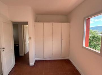 Departamento · 76m² · 5 Ambientes · 1 Cochera · Venta de Departamento de 3 Dorm. en Calle 20 de Febrero Al 700, Salta Capital