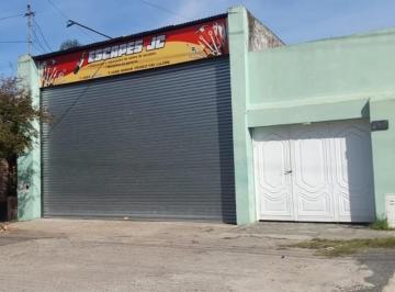Casa · 162m² · 4 Ambientes · 2 Cocheras · Casa en Venta 4 Ambientes en Lujan, Gba Oeste