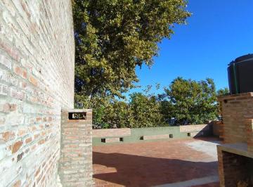 Departamento · 3 Ambientes · Venta: Planta Alta, Dos Dormitorio, Reciclado a Nuevo!
