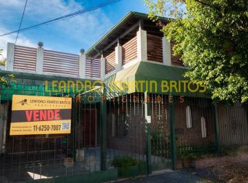 Casa · 126m² · 5 Ambientes · 1 Cochera · Casa en Venta en Ramos Mejía
