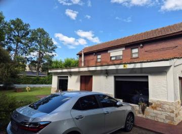 Casa · 180m² · 5 Ambientes · 2 Cocheras · Venta. - Casa 5 Ambientes Pilar.