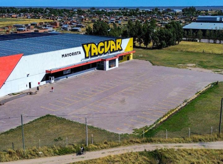 Depósito · 9000m² · 6 Ambientes