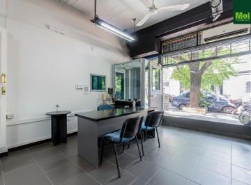 Local comercial · 233m² · 5 Ambientes · 1 Cochera · Local en Pb | con Muy Buena Conectividad |venta, Parque Cha