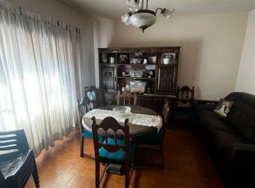 Casa de 3 ambientes, Moreno · Casa en Venta con Dos Departamentos Independientes!