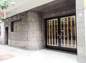 Departamento · 101m² · 3 Ambientes · Barrio Norte 3 Ambientes con Patio a Reciclar Oportunidad