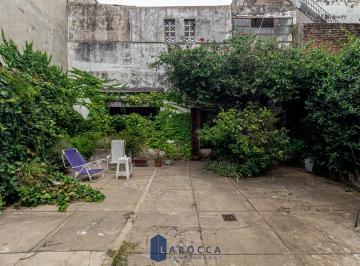 Casa · 330m² · 4 Ambientes · Casa - Venta - Paternal - 4 Amb - a Refaccionar