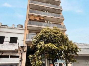 Departamento · 45m² · 1 Ambiente · Amplio Departamento Monoambiente U Oficina con Balcón Terraza en San Martín Al 1000, Zona Centro