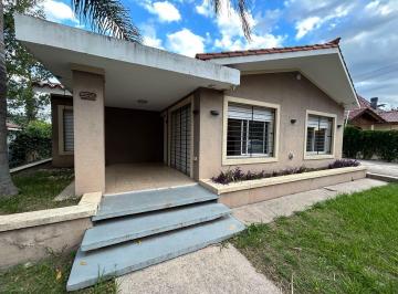 Casa · 150m² · 3 Dormitorios · 1 Cochera · Oportunidad de Inversion Chalet en Venta en Villa Carlos Paz