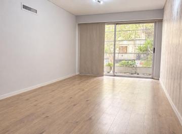 Departamento de 4 ambientes, Recoleta · Venta - Depto 4 Amb. Sobre Av Sta. Fe Fte Balcón - Apto Prof/ Com