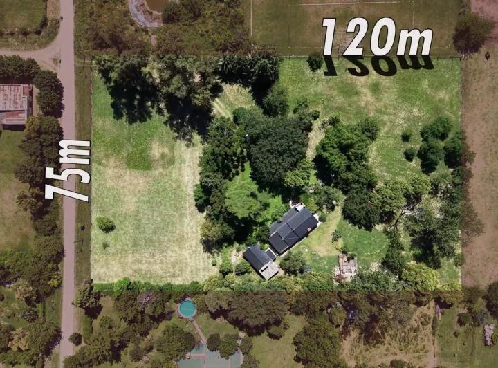 Terreno · 190m² · 5 Ambientes