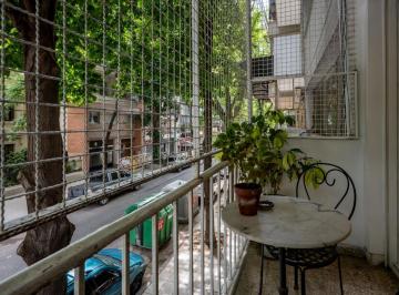 Departamento · 76m² · 4 Ambientes · Venta Piso de 4 Ambientes en Las Cañitas con 2 Balcones