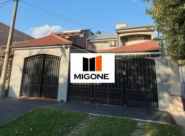MIG-MIG-5011_2 · Casa 5 Ambientes 3 Dorm.. | Piedras Al 8100