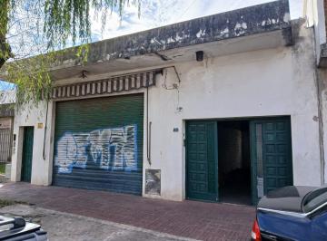 Local comercial , Avellaneda · Local con Vivienda