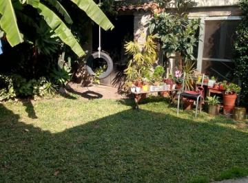 Casa · 120m² · 4 Ambientes · 1 Cochera · Casa en Villa Ballester