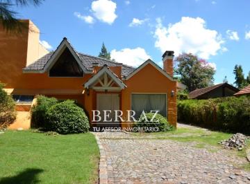 Casa de 5 ambientes, Pilar · Casa Venta 5 Ambientes en Mapuche Cc Pilar Lote de 1300 m²