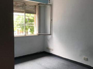Departamento · 70m² · 4 Ambientes · Departamento en Florida Mitre/este