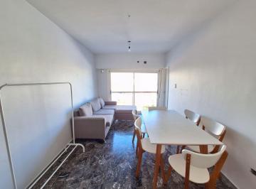 Departamento de 4 ambientes, Flores · Departamento de 80 m² con 3 Dorm. en Venta en Flores Norte