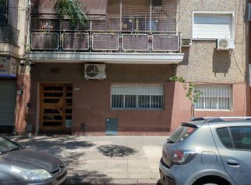 Departamento de 4 ambientes, Villa Urquiza · Dpto 4 Ambientes 84 M²* Contrafrente Gran Vista Abierta, Muy Bien Conectado, C/baulera, Pisos Parquet