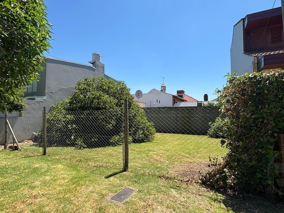 Oportunidad única en Colinas de Peralta Ramos. Lote ubicado en Einstein 1585