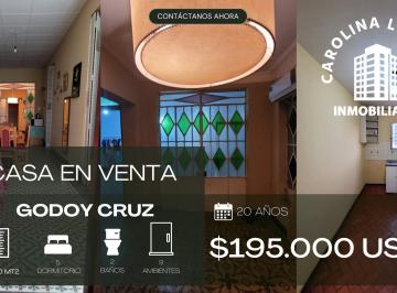 Casa de 9 ambientes, Godoy Cruz · Casa en Venta – Ideal Comercio / Desarrollo – Calle Tucumán, Godoy Cruz