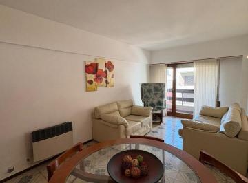 Departamento · 50m² · 2 Ambientes · 1 Cochera · Departamento en La Perla