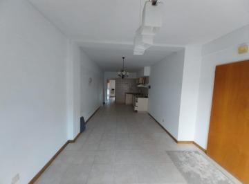 Departamento · 50m² · 2 Ambientes · Departamento 2 Amb Al Frente con Balcón