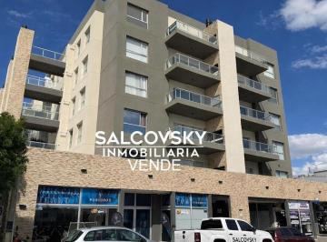 Departamento · 93m² · 3 Ambientes · 1 Cochera · Departamento en Venta en Puerto Madryn de 2 Dorm. con Cochera a Cuadras de La Playa!