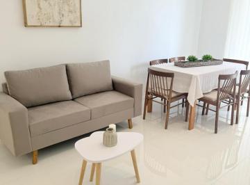Departamento · 70m² · 3 Ambientes · Departamento de Tres Ambientes con Balcón. Reciclado