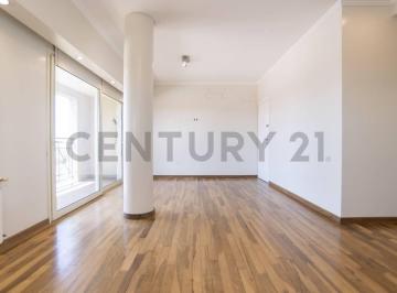 Departamento · 89m² · 4 Ambientes · 1 Cochera · Departamento en Venta en La Plata 3 Dorm. con Cochera